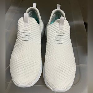 Sketcher memory foam walking shoes